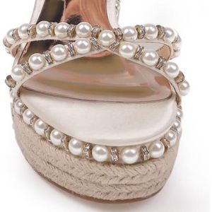 Badgley Mischka Georgeous ♥️ 👡